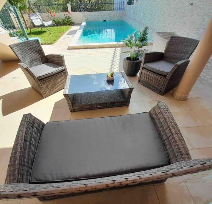 Paradise House - Apartment In Villa With Private Pool And Private Garden Aldeia do Mato  المظهر الخارجي الصورة